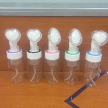 沧县东正塑料制品厂 专业生产塑料瓶、塑料桶及注塑塑料制品